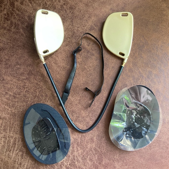 BacklessFrontless Strapless Adjustable Bra (Black) - Picture 2 of 3